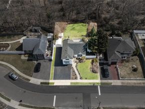 53 Elizabeth Drive, Bethpage NY 11714