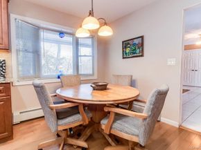 14 Hills Park Lane, Smithtown NY 11787