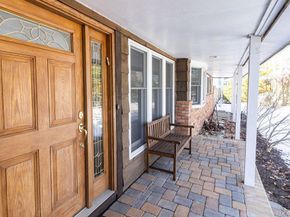 14 Hills Park Lane, Smithtown NY 11787