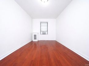 21-77 33rd Street 2A, Astoria NY 11105