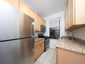 21-77 33rd Street 2A, Astoria NY 11105