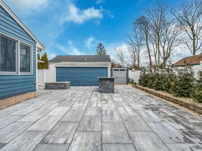 6 Rugby Drive, Shirley NY 11967