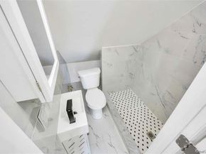 100-35 204th Street, Hollis NY 11423