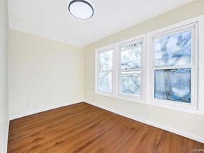 100-35 204th Street, Hollis NY 11423