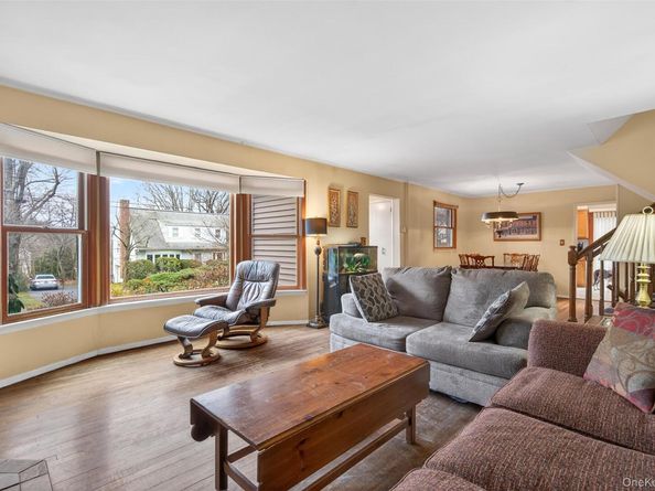 9 Verne Place, Hartsdale NY 10530