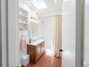 4216 E Tremont Avenue, Bronx NY 10465