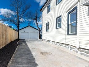 10 S 14th Avenue, Mount Vernon NY 10550
