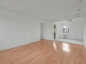 144-22 78th Avenue 3K, Flushing NY 11367