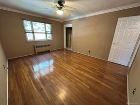 15-27 212 Street 198, Bayside NY 11360