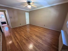 15-27 212 Street 198, Bayside NY 11360