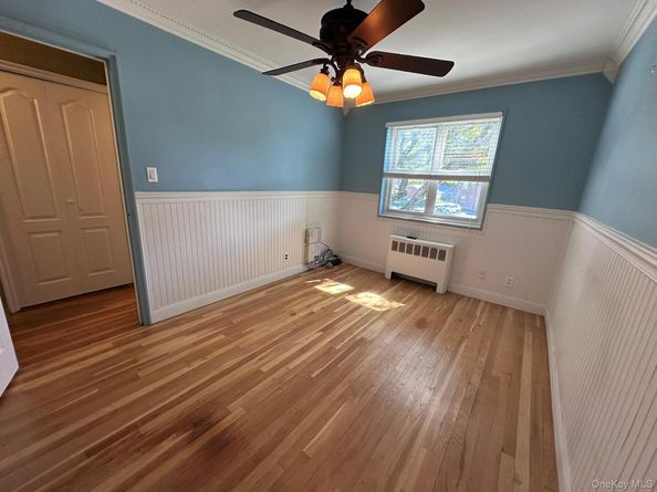 15-27 212 Street 198, Bayside NY 11360