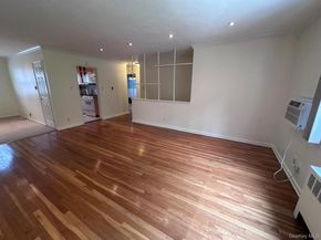 15-27 212 Street 198, Bayside NY 11360