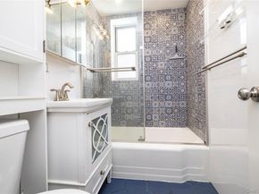 530 Dubois Avenue 1B, Valley Stream NY 11581
