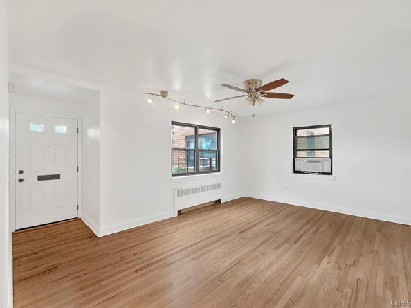 7477 220th Street First Floor, Oakland Gardens NY 11364