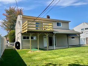 17 Rural Lane, Levittown NY 11756