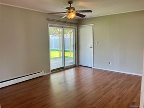 17 Rural Lane, Levittown NY 11756