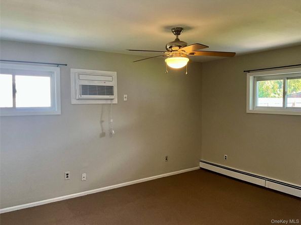 17 Rural Lane, Levittown NY 11756