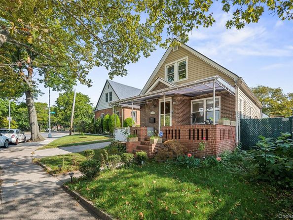 48-05 186th St., Fresh Meadows NY 11365