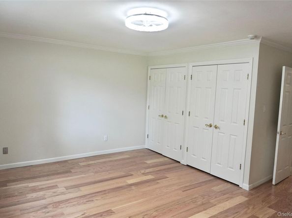 6 Glen Hollow Drive 10A, Holtsville NY 11742
