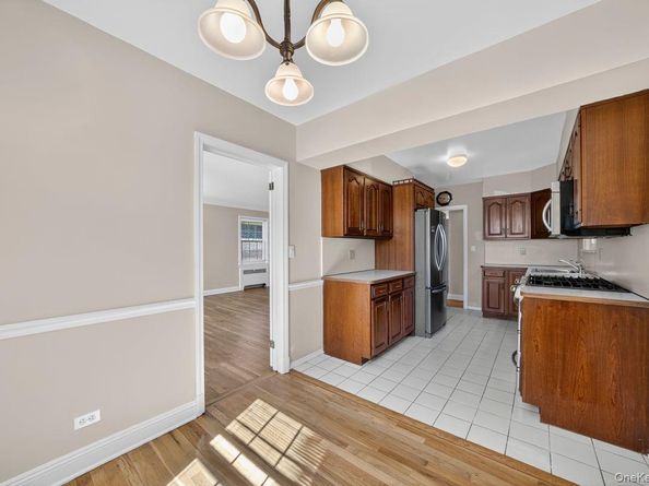 48 Glen Road, Yonkers NY 10704
