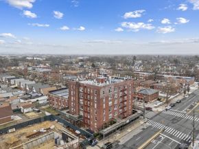 222-89 Braddock Avenue 2E, Bellerose NY 11428