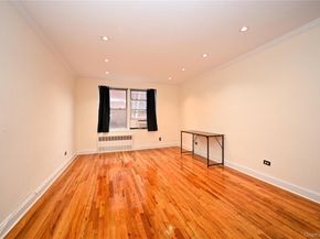 222-89 Braddock Avenue 2E, Bellerose NY 11428
