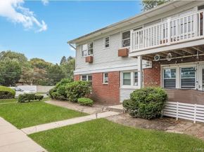 7A Hemlock Drive 65, Bay Shore NY 11706