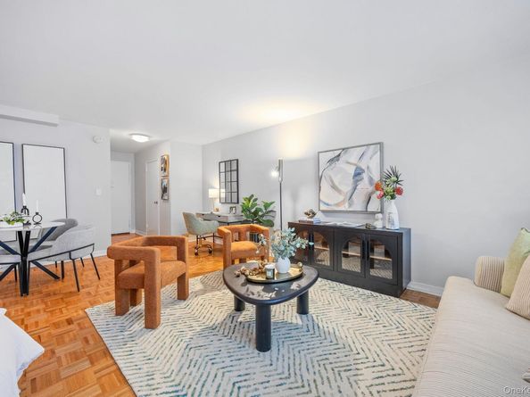 155 W 68th Street 616, New York (Manhattan) NY 10023