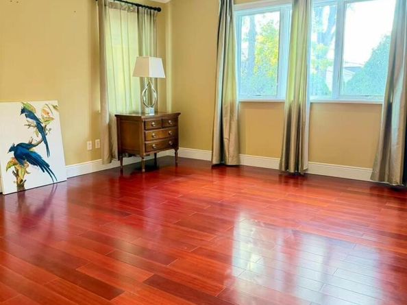 17 Livingston Avenue, Jericho NY 11753