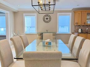 17 Livingston Avenue, Jericho NY 11753