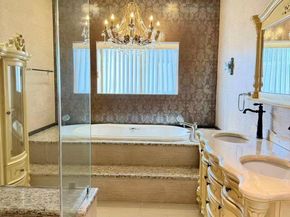 17 Livingston Avenue, Jericho NY 11753