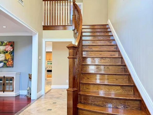 17 Livingston Avenue, Jericho NY 11753