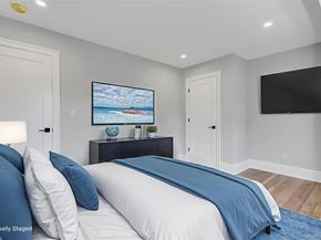 9 Susan Lane, Dix Hills NY 11746