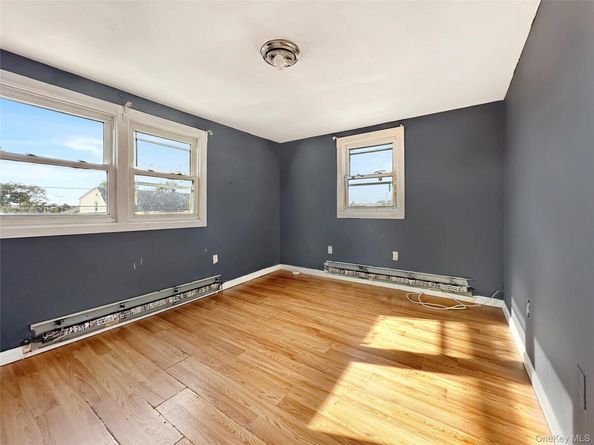 91 Elzey Avenue, Elmont NY 11003