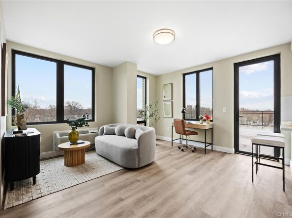 163-07 72nd Avenue 5A, Fresh Meadows NY 11365