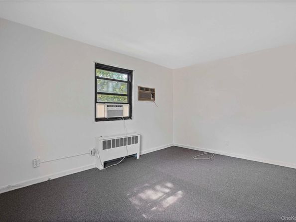 90-55 Shore Parkway 68, Howard Beach NY 11414