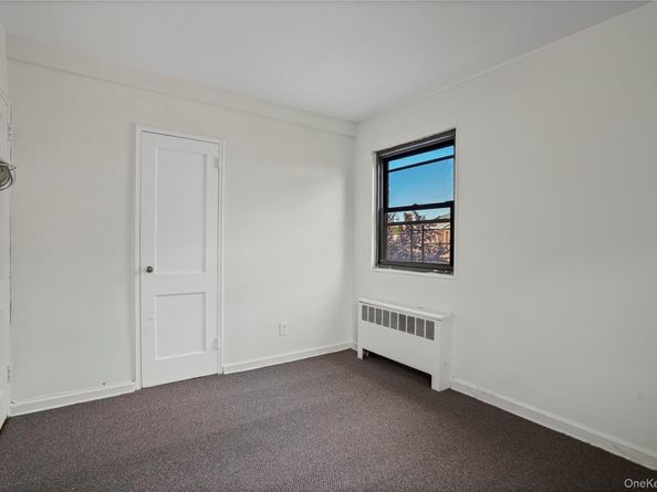 90-55 Shore Parkway 68, Howard Beach NY 11414