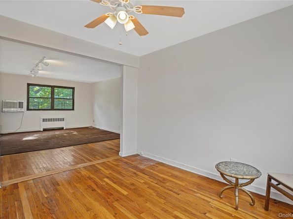 90-55 Shore Parkway 68, Howard Beach NY 11414