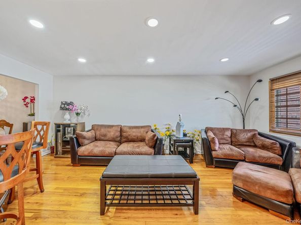 6002 80th Avenue, Glendale NY 11385
