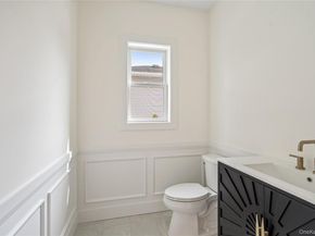 15 Lorraine Street, Syosset NY 11791