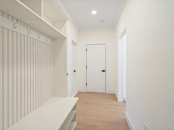 15 Lorraine Street, Syosset NY 11791