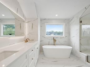 15 Lorraine Street, Syosset NY 11791