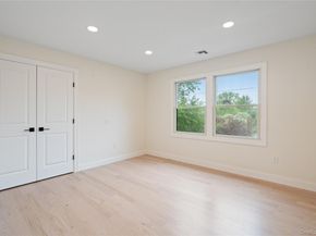 15 Lorraine Street, Syosset NY 11791