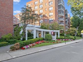 281 Garth Road A6D, Scarsdale NY 10583