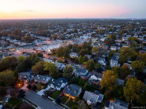 25 Greystone Road, Rockville Centre NY 11570