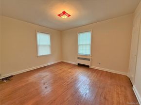 25 Greystone Road, Rockville Centre NY 11570