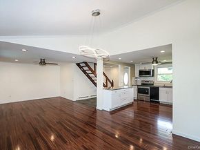 36 Torrey Pine Lane, Medford NY 11763