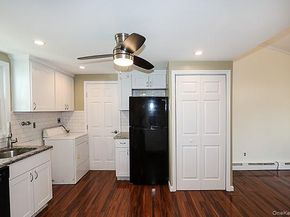 36 Torrey Pine Lane, Medford NY 11763