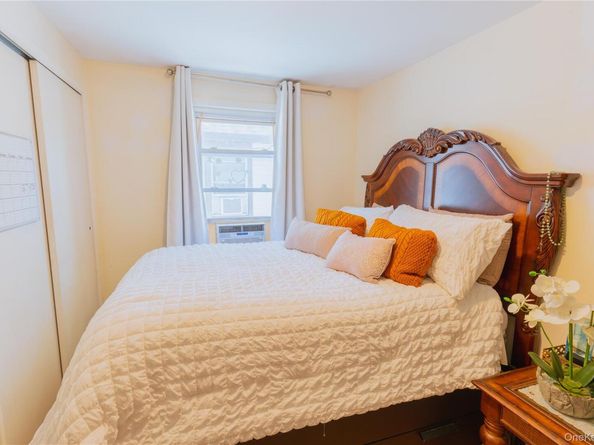 10924 122nd Street, South Ozone Park NY 11420