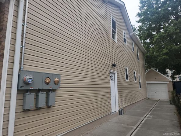 3139 Edson Avenue, Bronx NY 10469